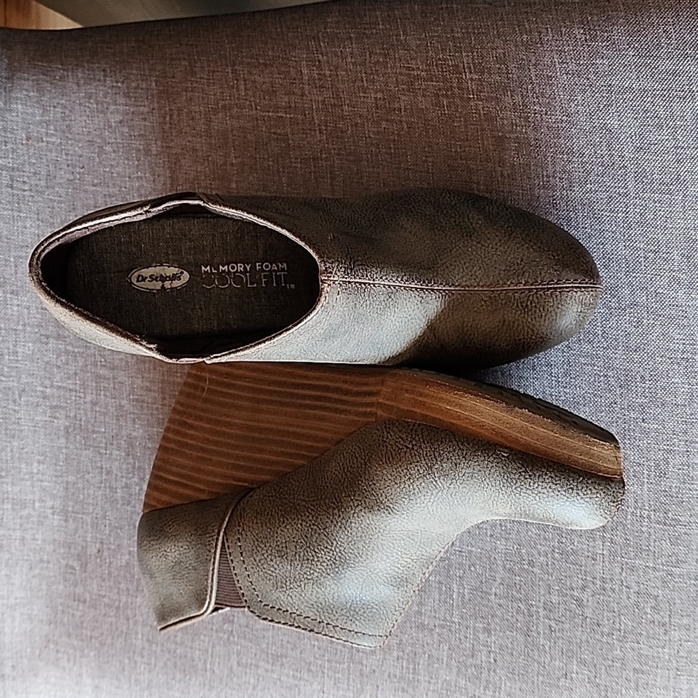 Dr Sholls Wedges